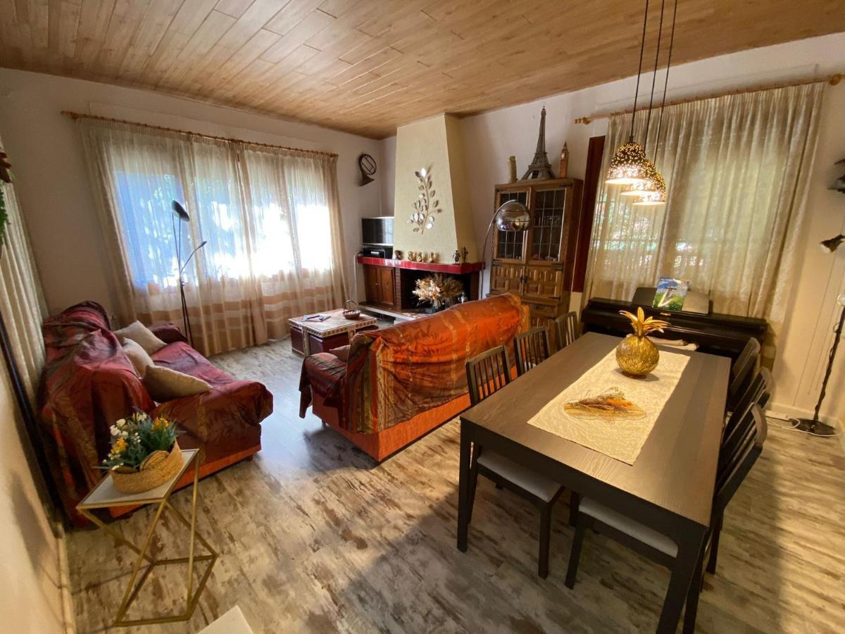 Casa Acogedora Familiar Con Piscina Pallejá Exterior foto